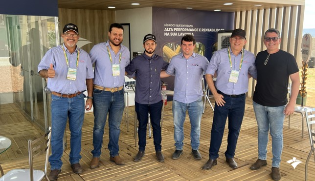 Santa Helena Sementes marca presença no SEALBA SHOW 2026