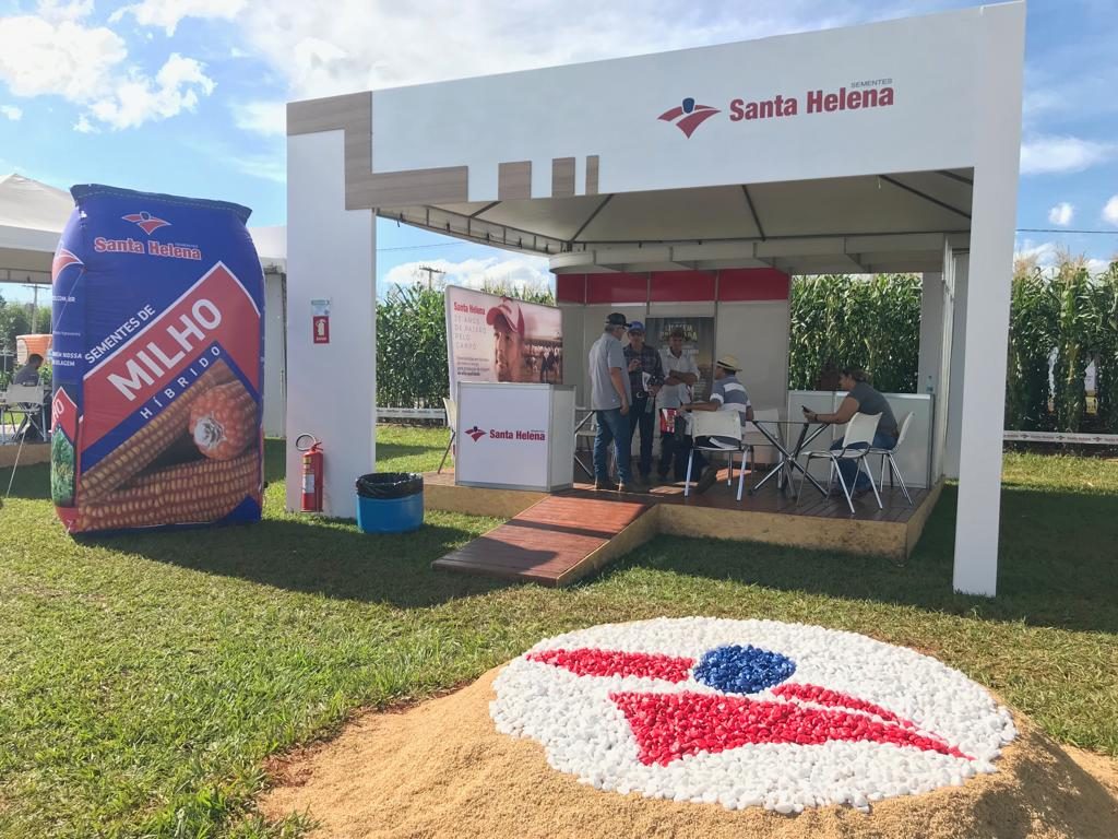 Santa Helena Sementes participa da 9º Agrotecnoleite em Morrinhos/GO